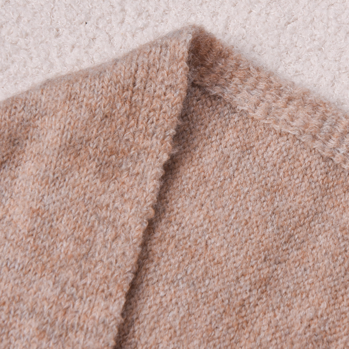 Nordisk Filt™ – Noelle Knotenschal (1 kaufen – 2 erhalten)